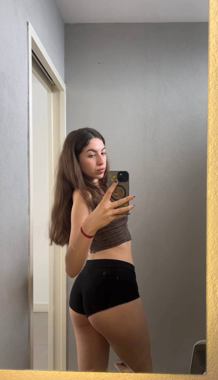 Amber in her underwear in Campo Grande