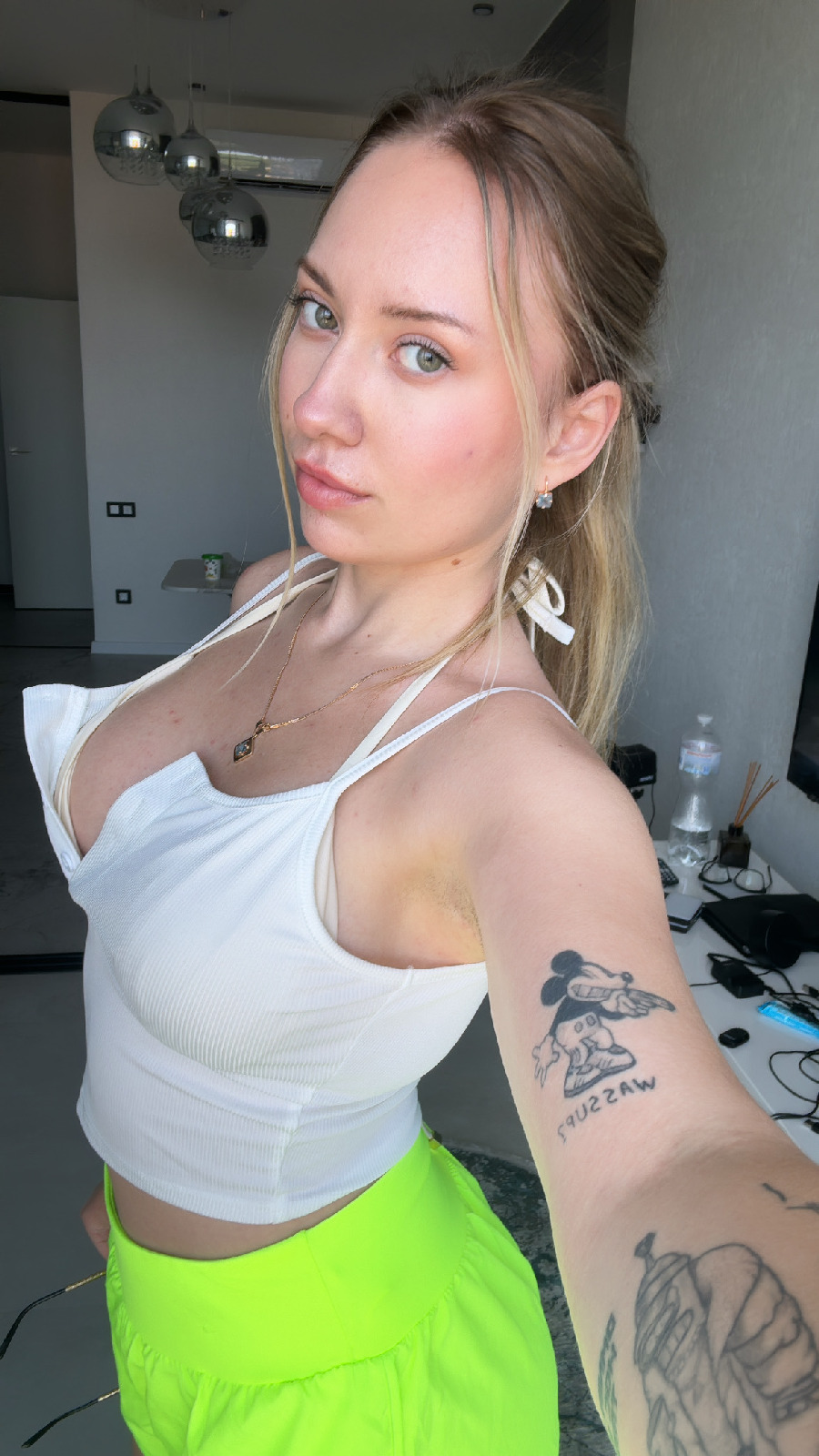 KateV in her underwear in Campo Grande